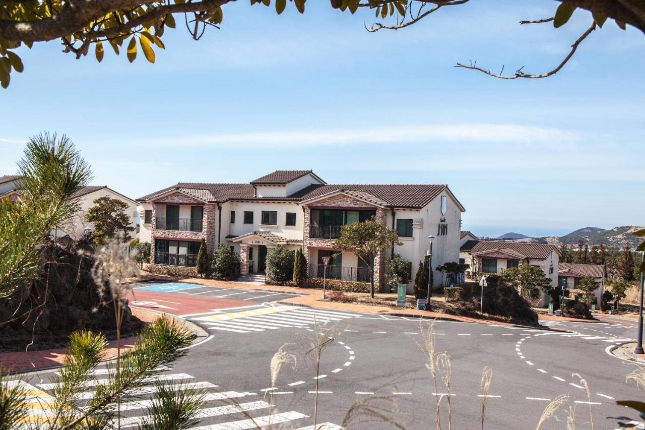 Ardenhill Resort & Golf Jeju Exterior foto
